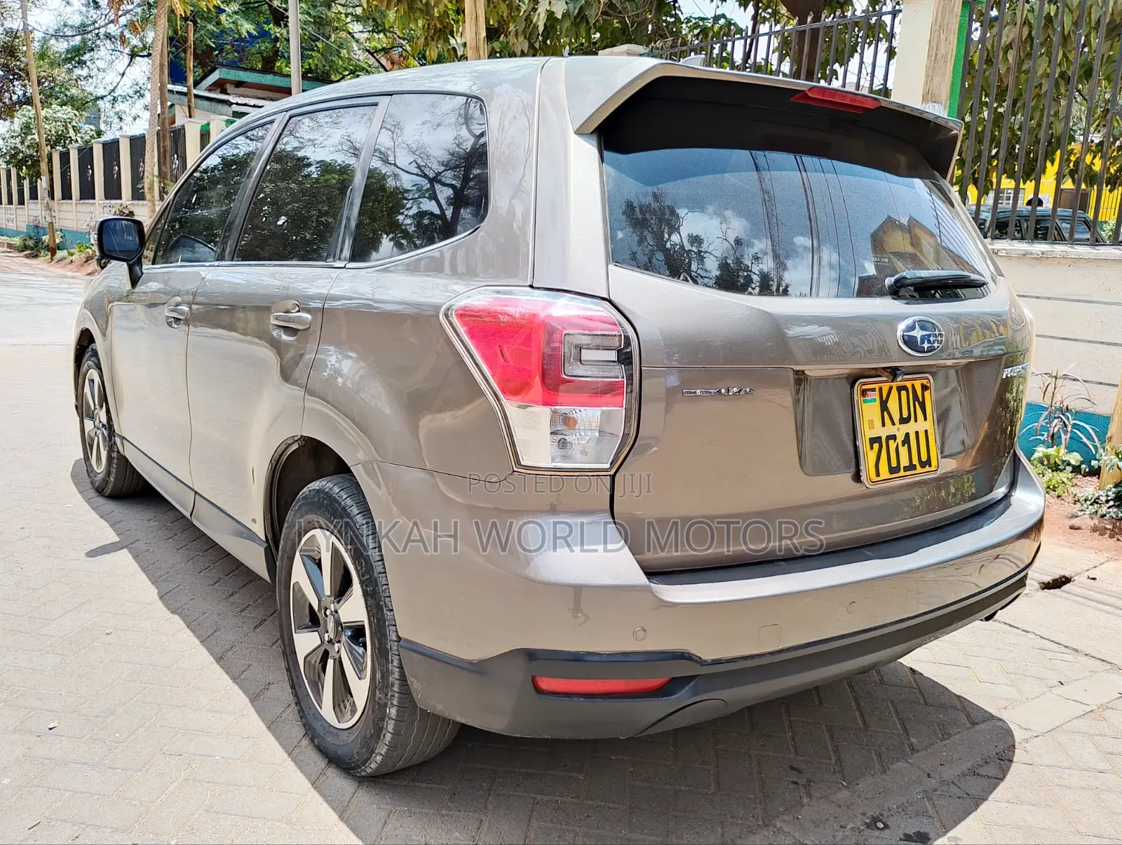 Subaru Forester 2015 Ivory