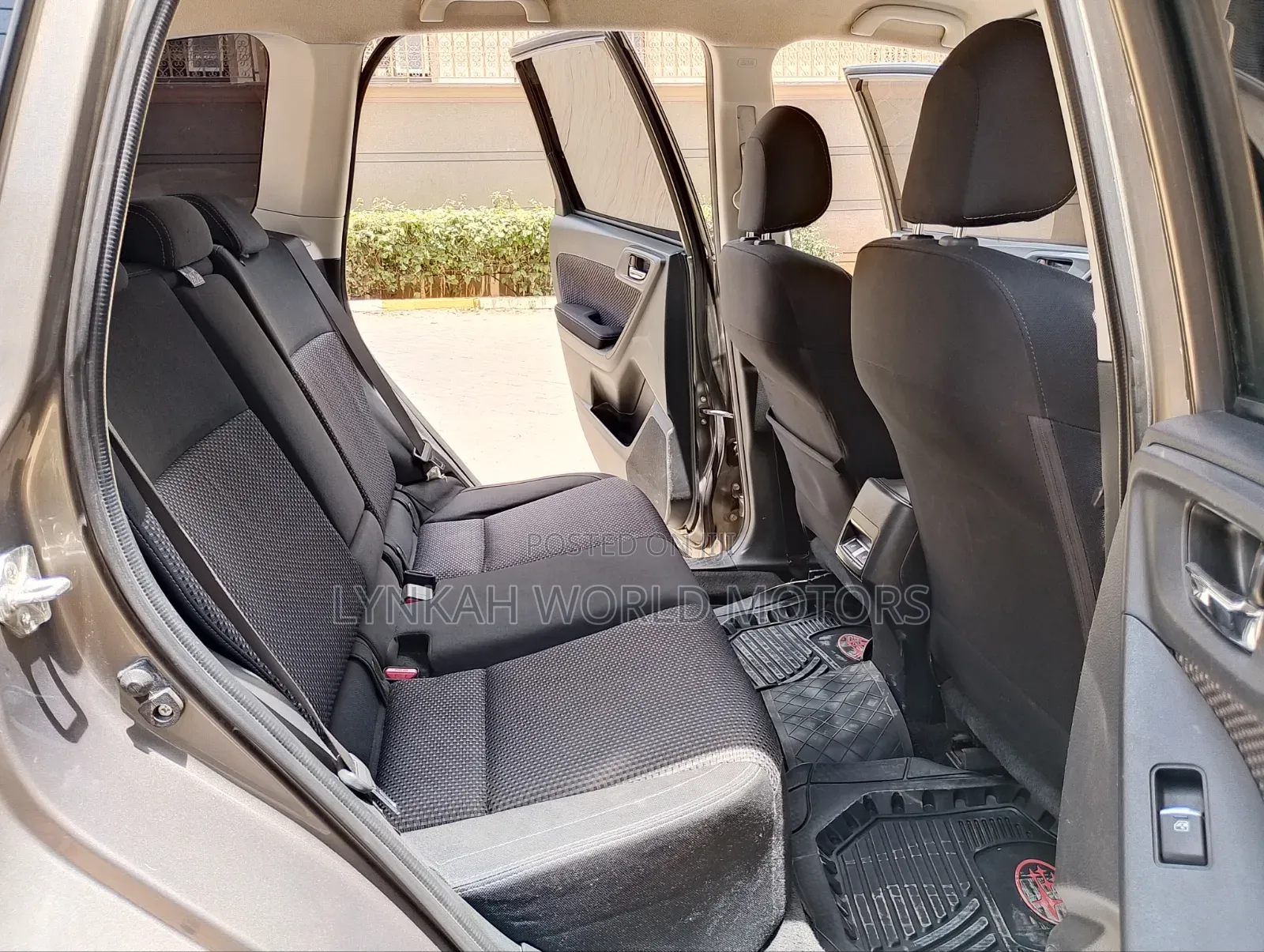 Subaru Forester 2015 Ivory
