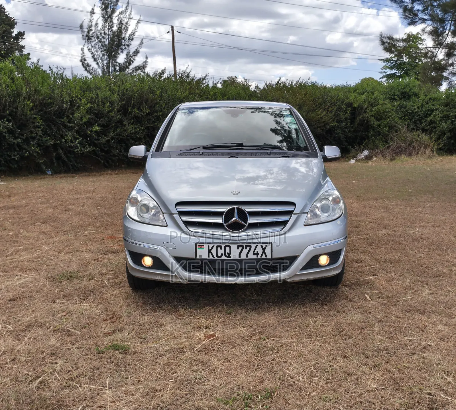 Mercedes-Benz B-Class 2011 Gray