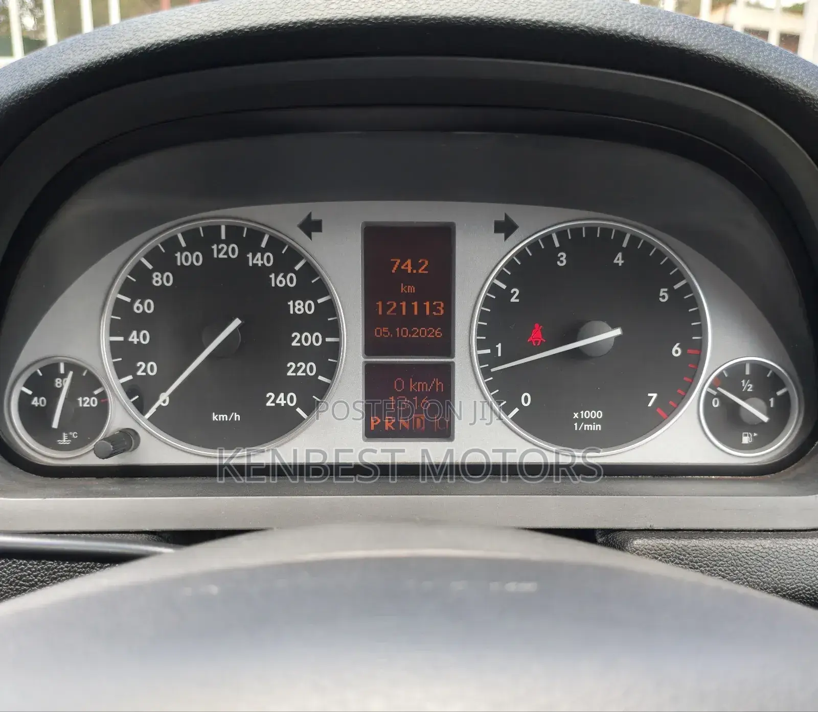 Mercedes-Benz B-Class 2011 Gray