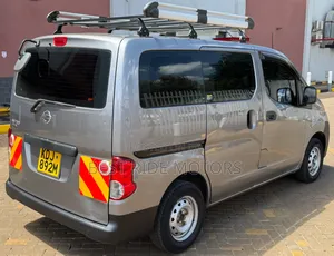 Nissan NV200 2015 Grey
