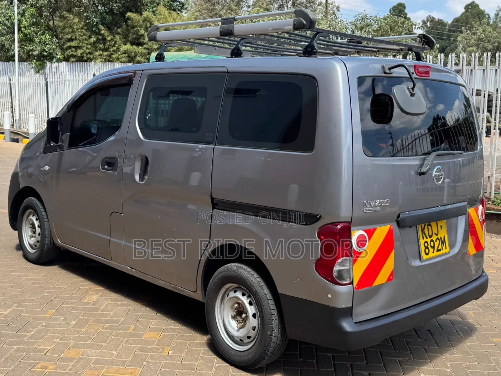 Nissan NV200 2015 Grey