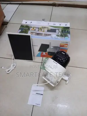Hikvision 4MP Single Lens Camera With Solar Panel for Home Use