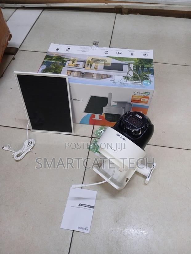 Hikvision 4MP Single Lens Camera With Solar Panel for Home Use