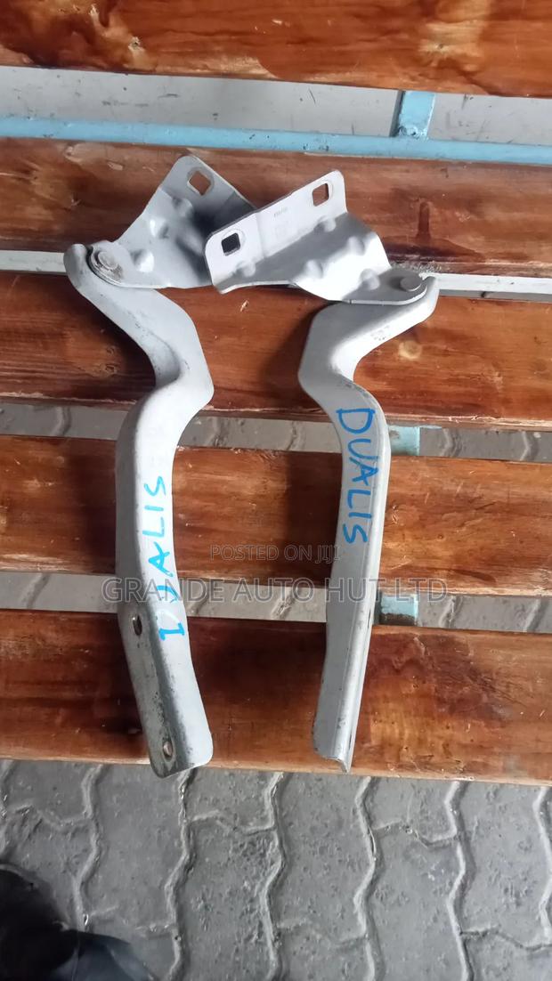 Nissan Dualis Bonnet Hinges - thumbnail 3