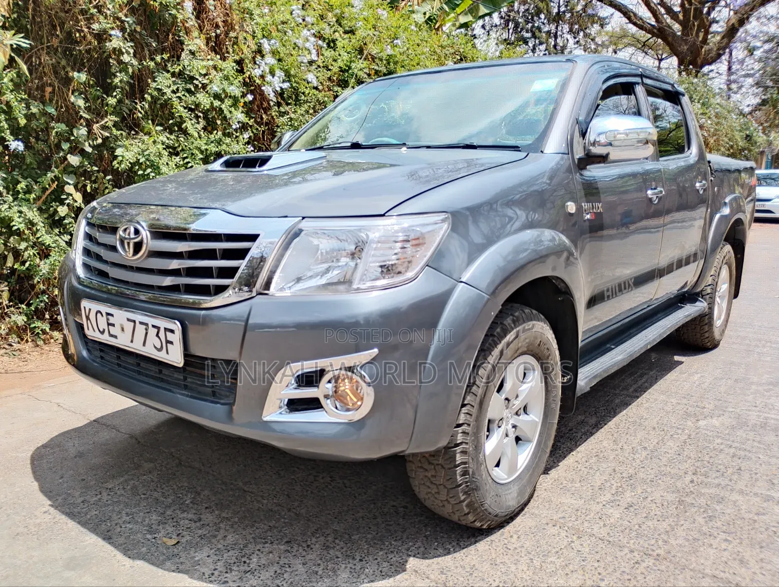 Toyota Hilux 2008 Gray