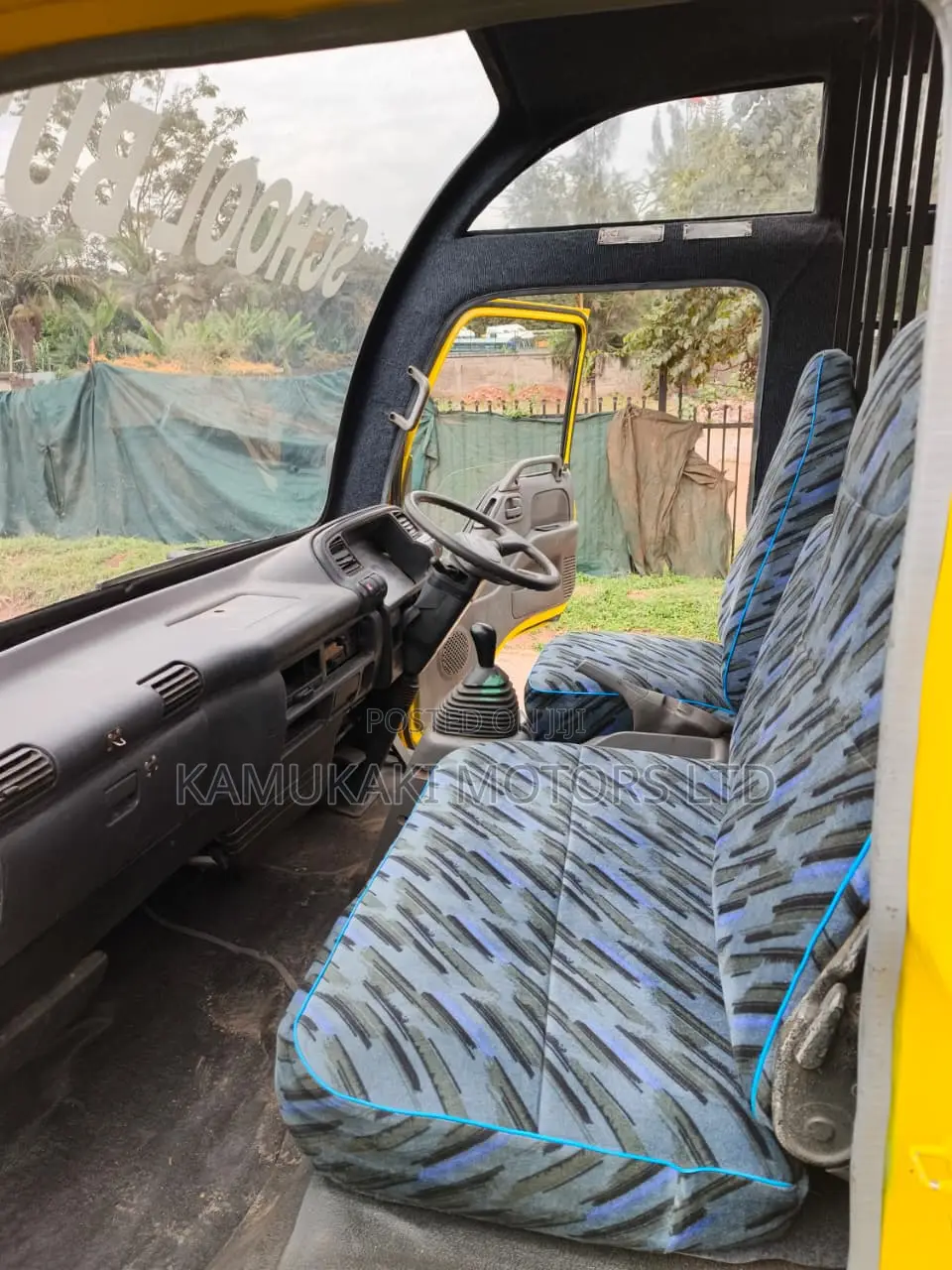 Isuzu NQR 2018 Yellow