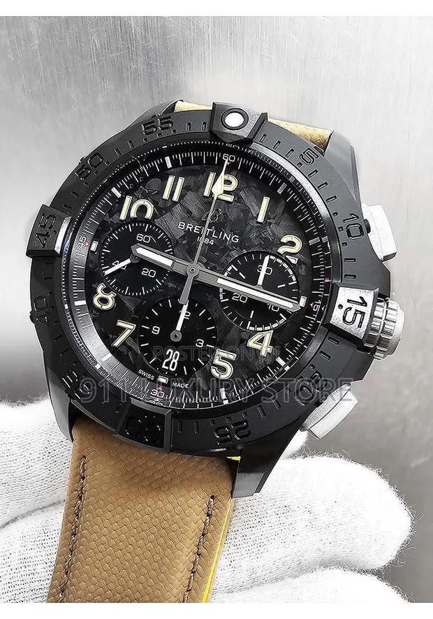 Breitling Avenger Chronograph