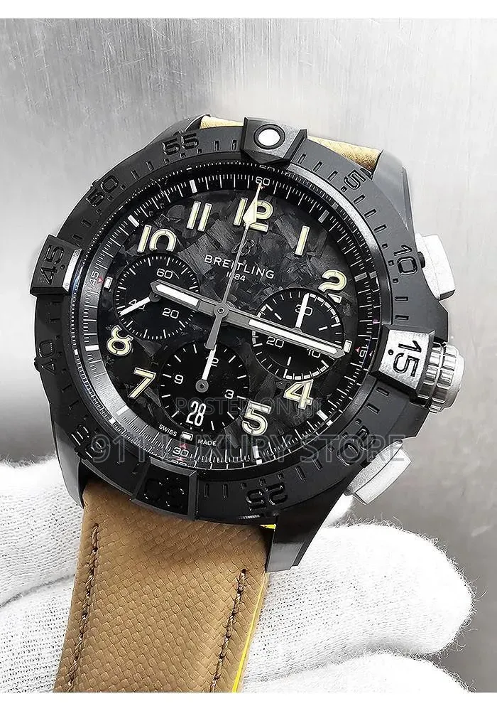 Breitling Avenger Chronograph