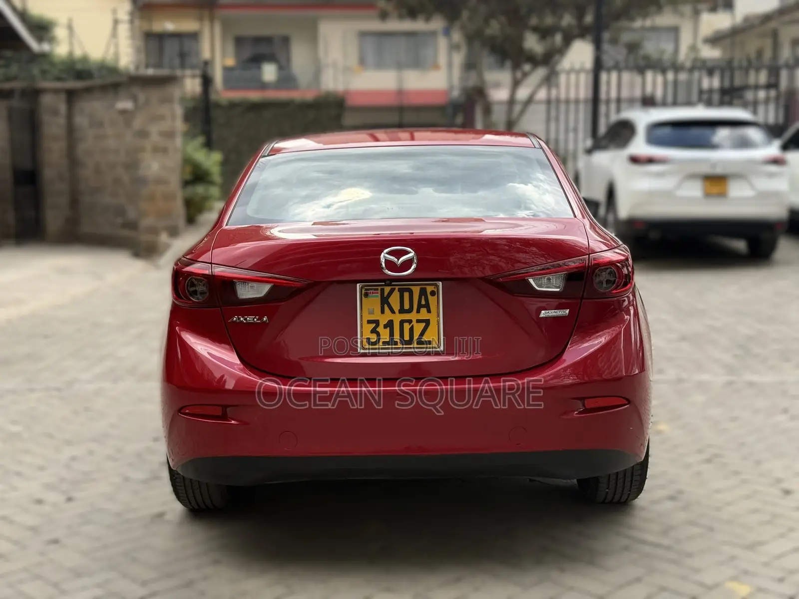 Mazda Axela SV Premium 2014 Red