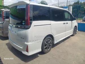 Toyota Noah 2.0 FWD (7 Seater) 2020 White