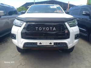 Toyota Hilux Revo Double Cab Deisel 2.8 AWD 2021 White