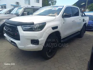 Toyota Hilux Revo Double Cab Deisel 2.8 AWD 2021 White