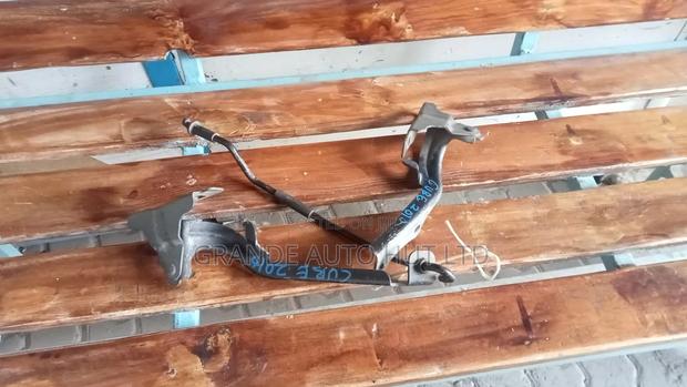 Nissan Cube Bonnet Hinges - main view