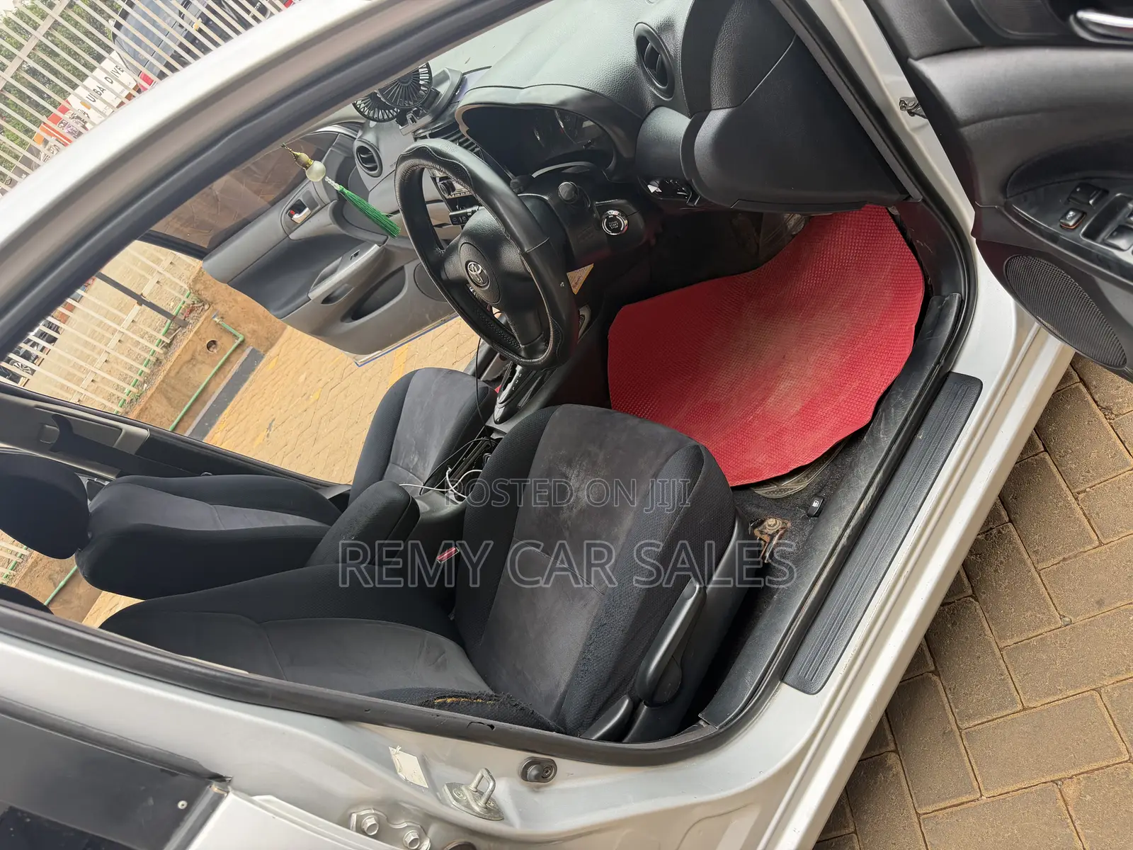 Toyota Caldina 2005 Silver