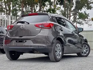 Mazda 2 2020 Brown