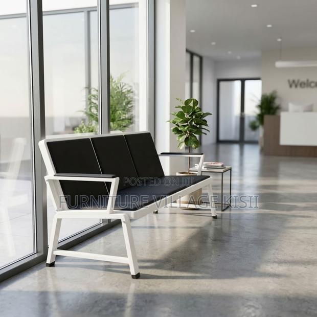 3-Link Heavy Duty Padded Wainting Bench - main view