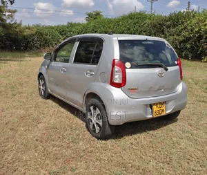 Toyota Passo 2017 Silver