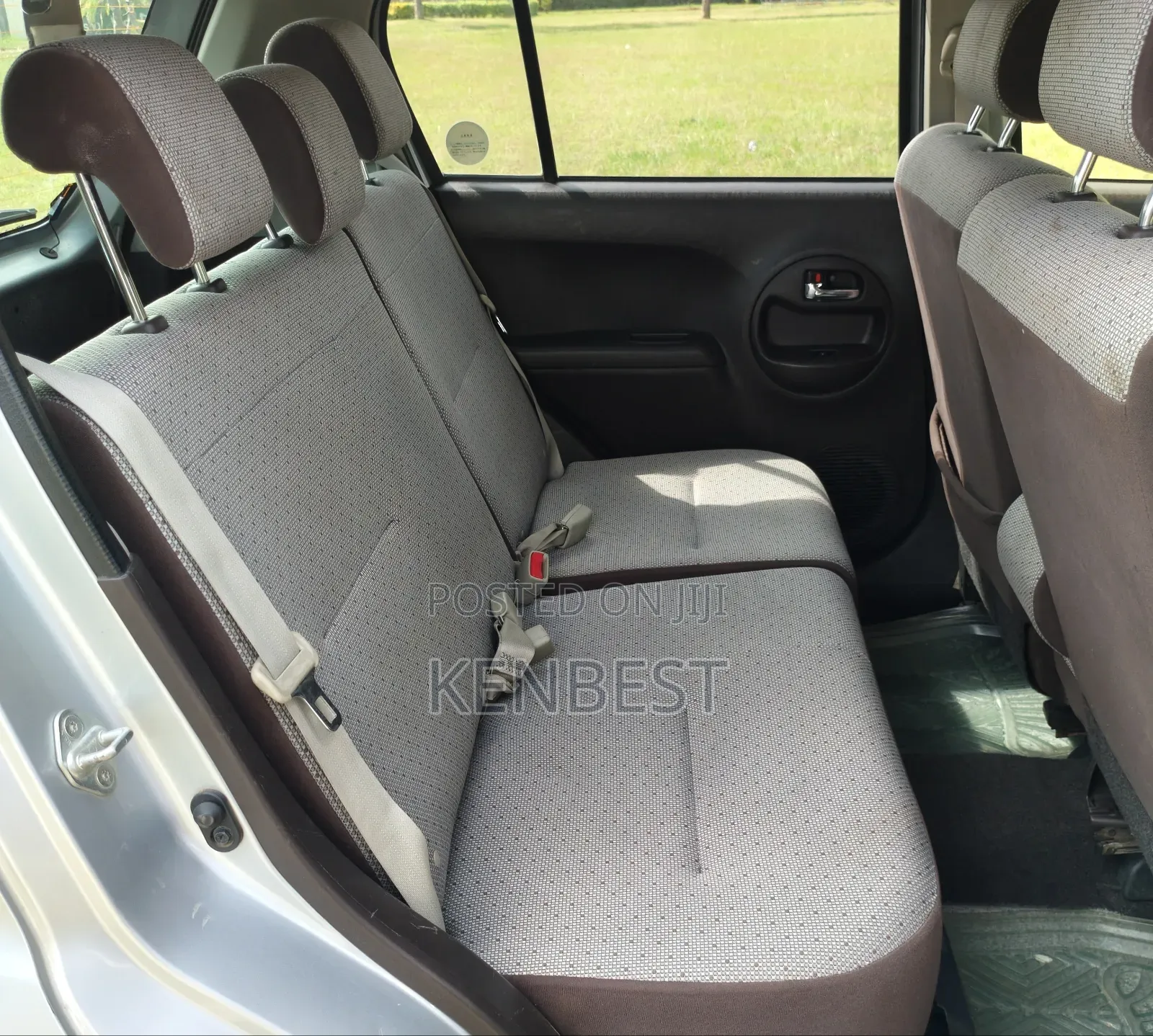 Toyota Passo 2017 Silver