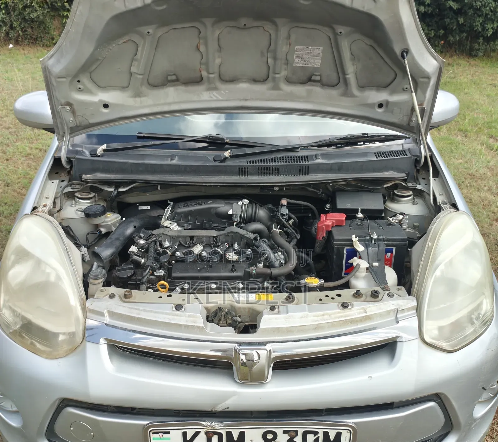 Toyota Passo 2017 Silver