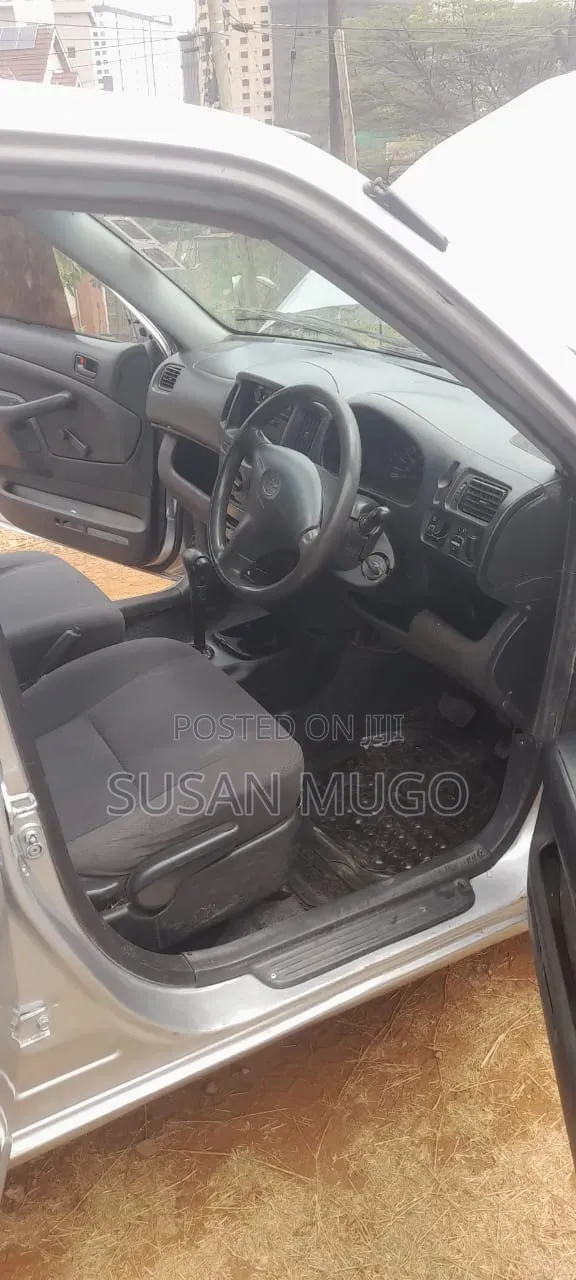 Toyota Probox 2012 Silver