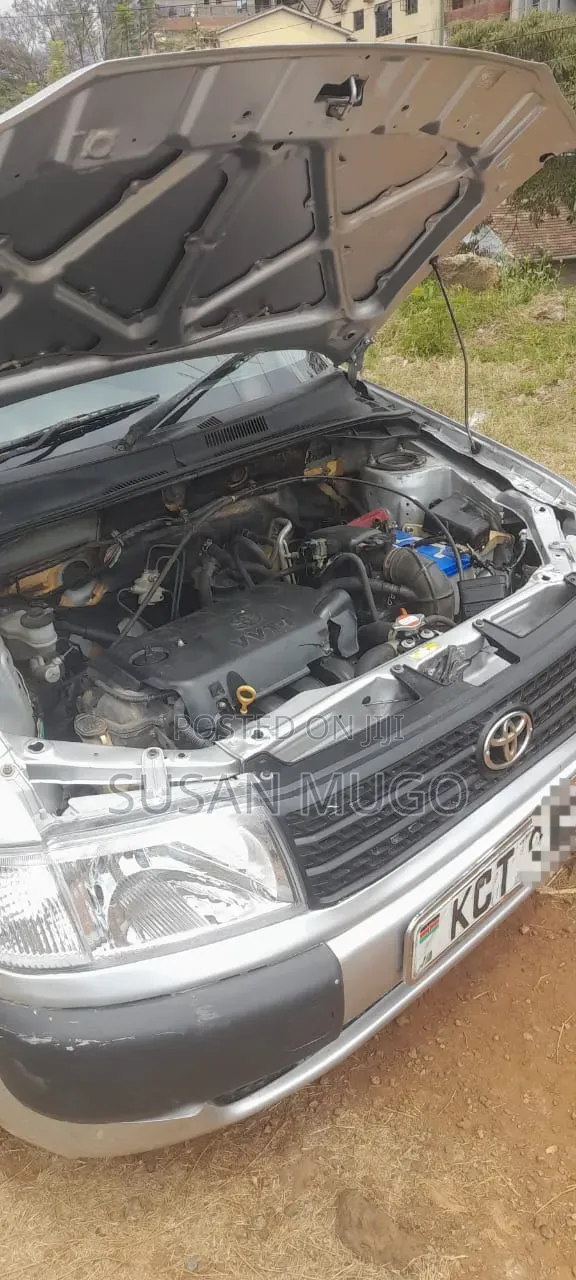 Toyota Probox 2012 Silver