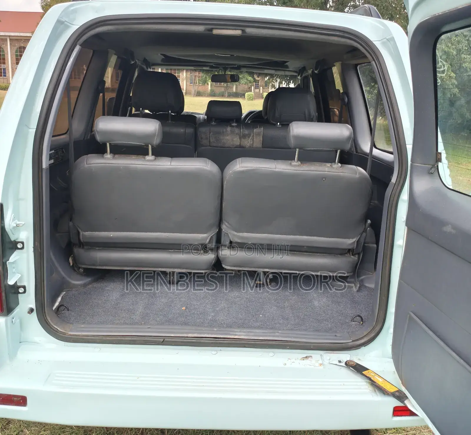 Toyota Land Cruiser Prado 2001 White