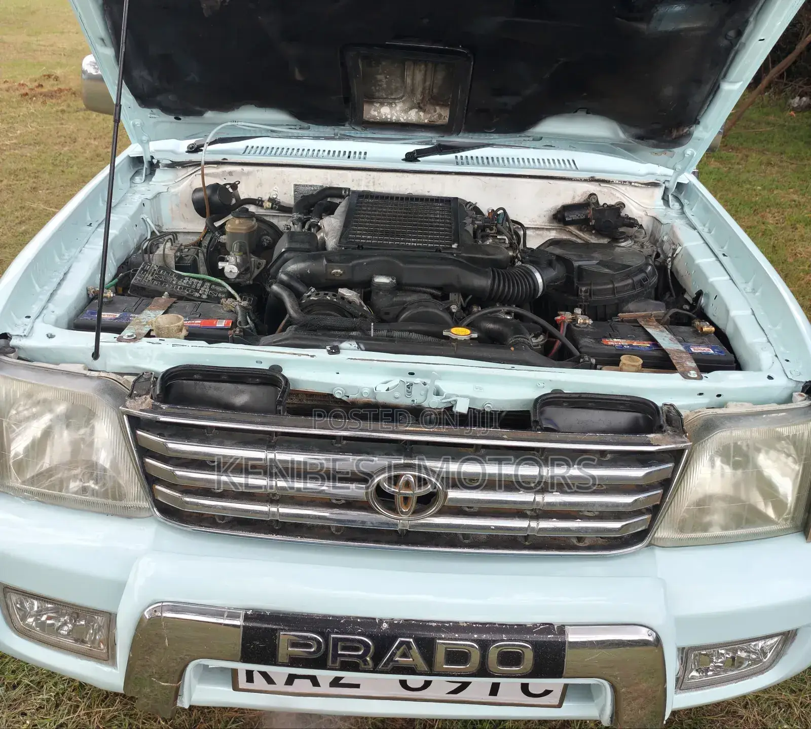 Toyota Land Cruiser Prado 2001 White