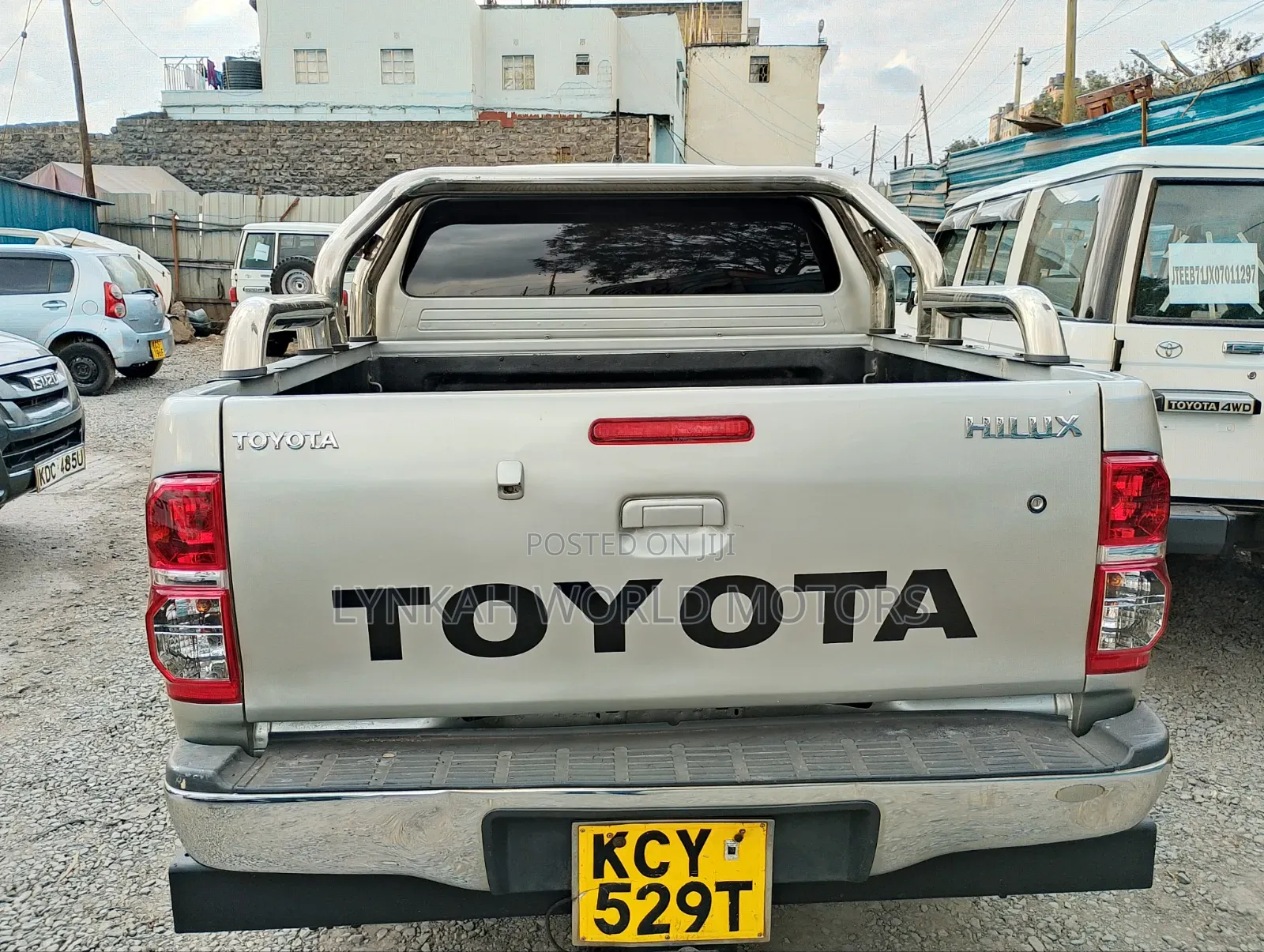 Toyota Hilux 2013 Silver