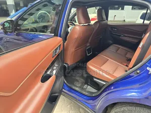 Toyota Harrier 2.0 2020 Blue