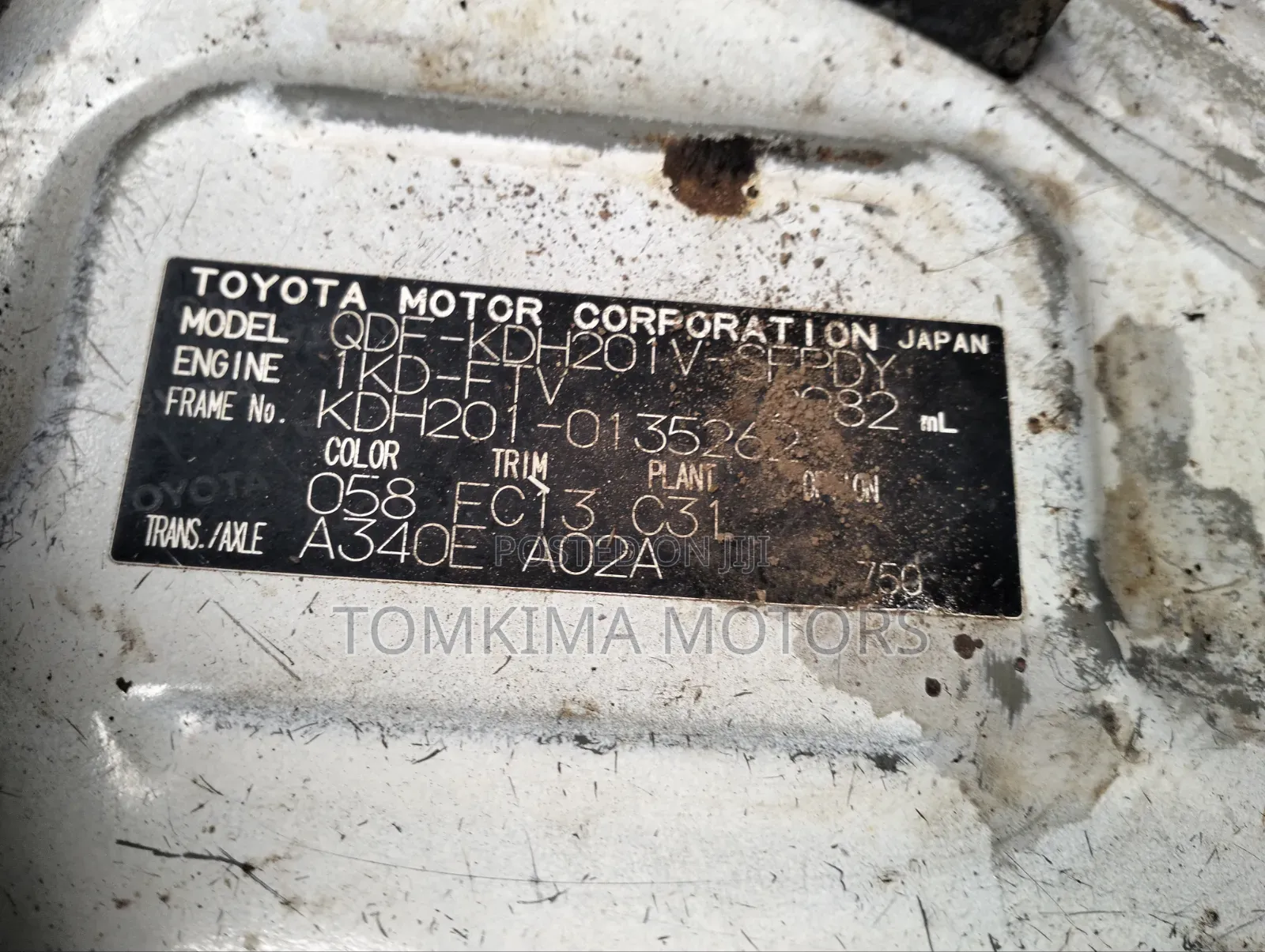 Toyota HiAce 2012 Silver