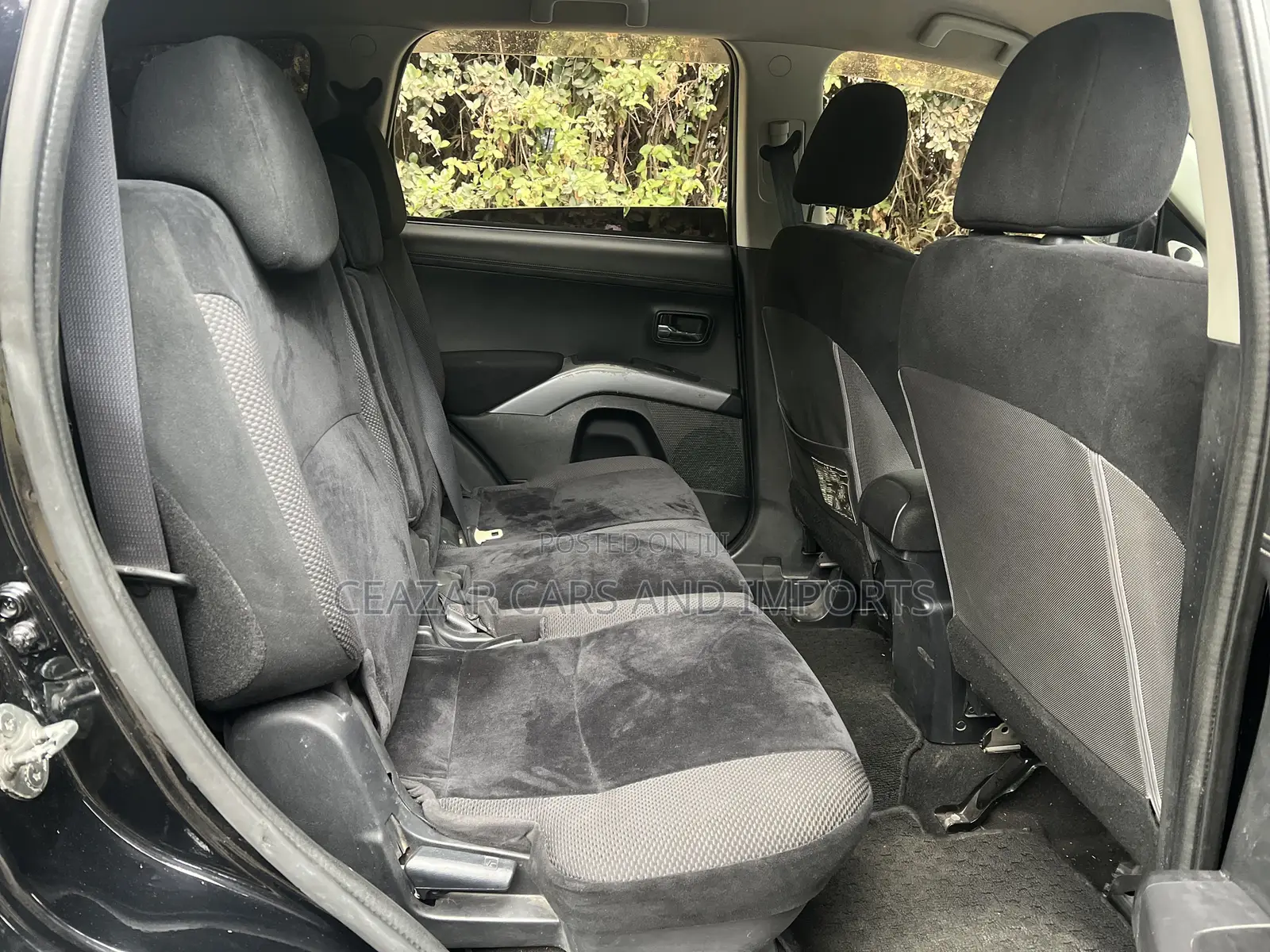Mitsubishi Outlander XLS 2011 Black