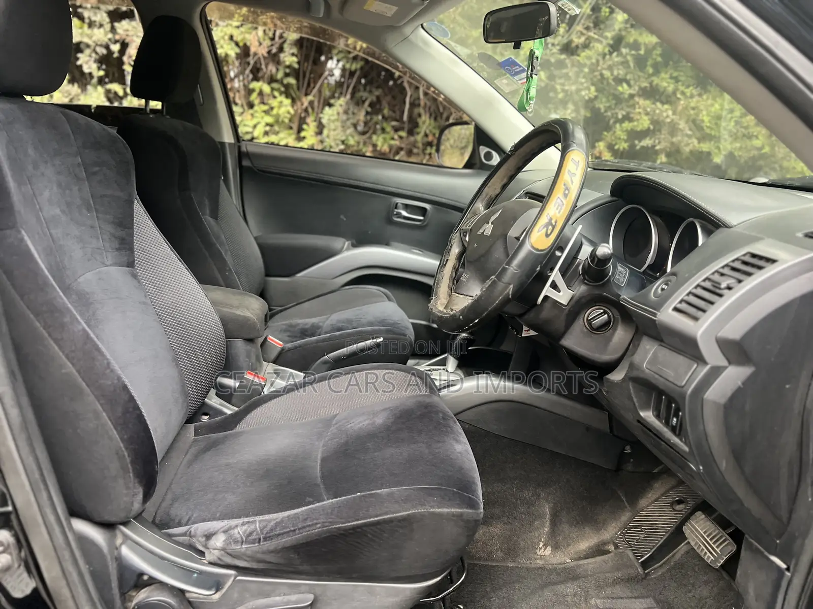 Mitsubishi Outlander XLS 2011 Black