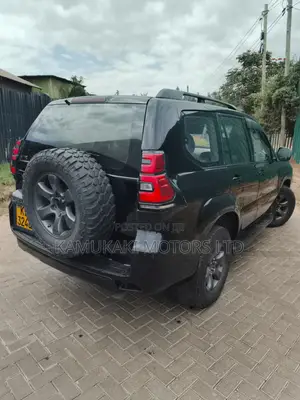 Toyota Land Cruiser Prado 2006 Black