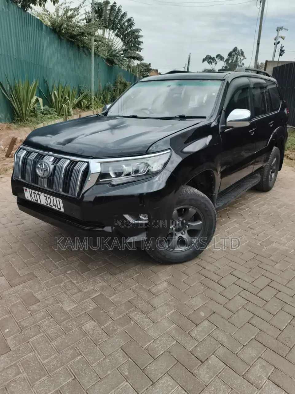 Toyota Land Cruiser Prado 2006 Black