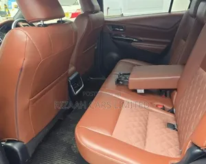 Toyota Harrier 2.0 2020 Blue