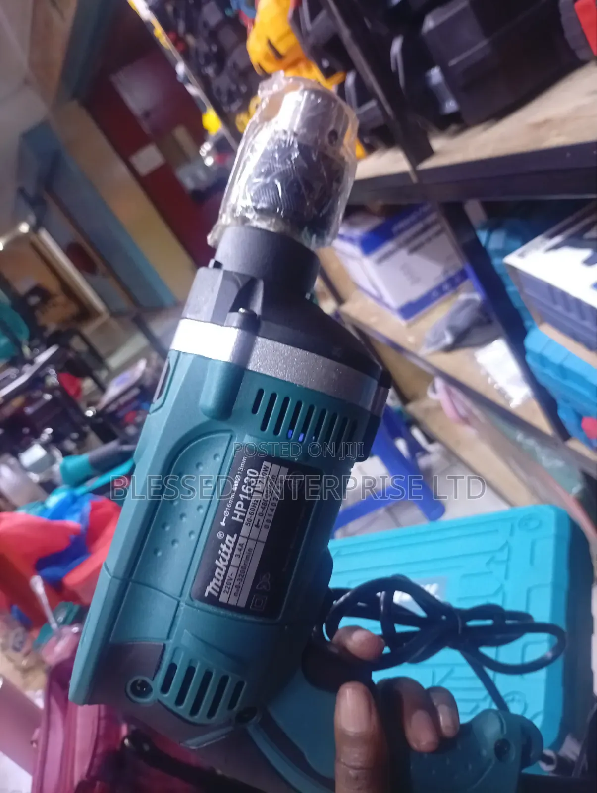 Professional Makita Drill Machine/710 Watts Drilling Machine