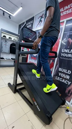 Polaris Marathon Treadmill