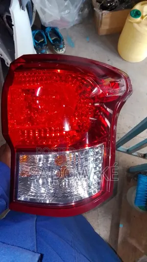 Axio 2008 Boot Lid