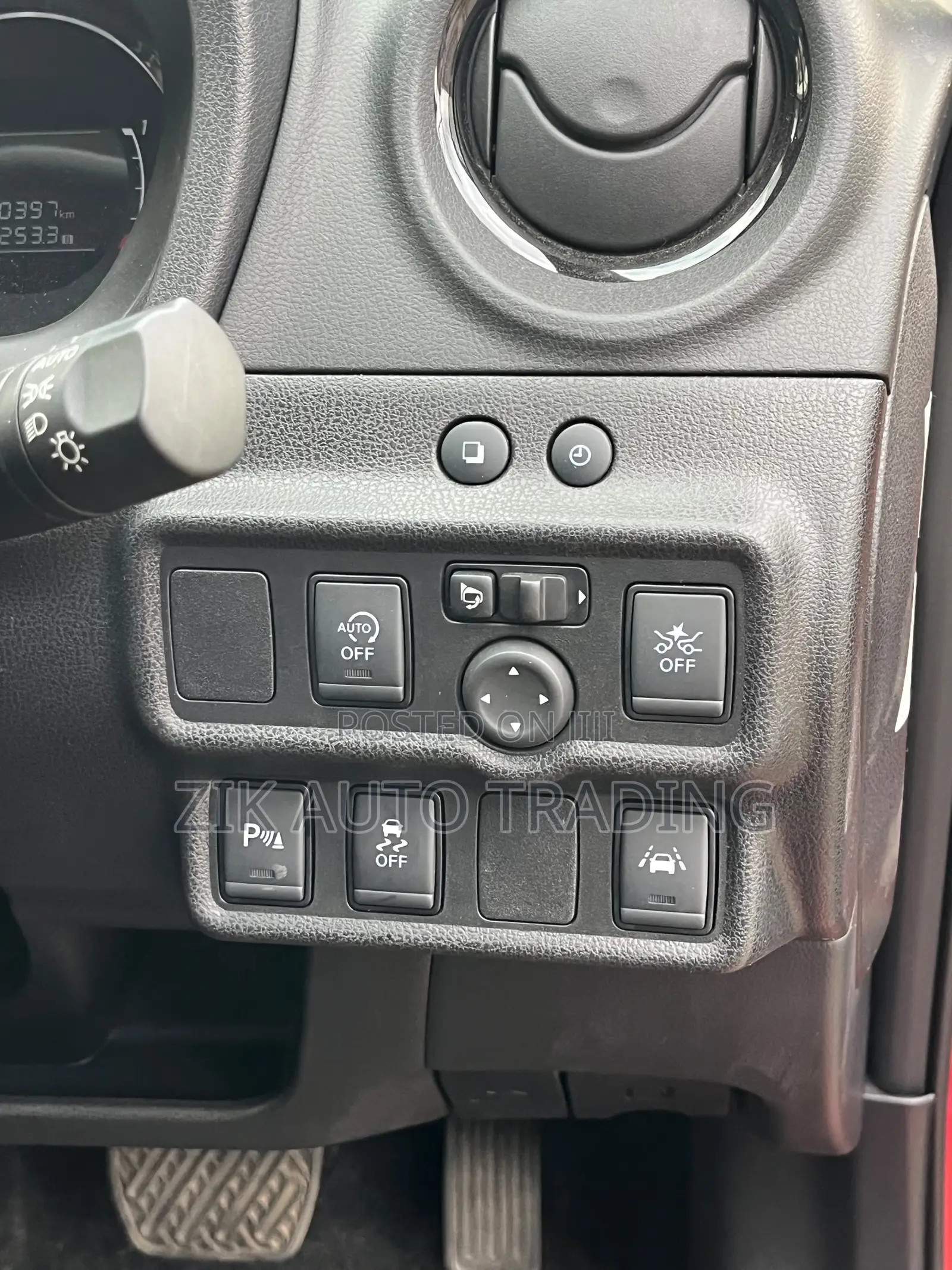 Nissan Note 2019 Red
