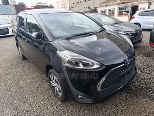 Toyota Sienta 1.5 AWD 2019 Brown