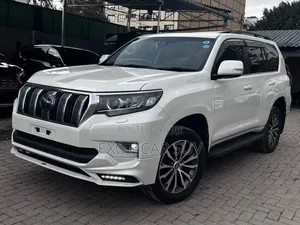 Toyota Land Cruiser Prado 2.8 2019 White