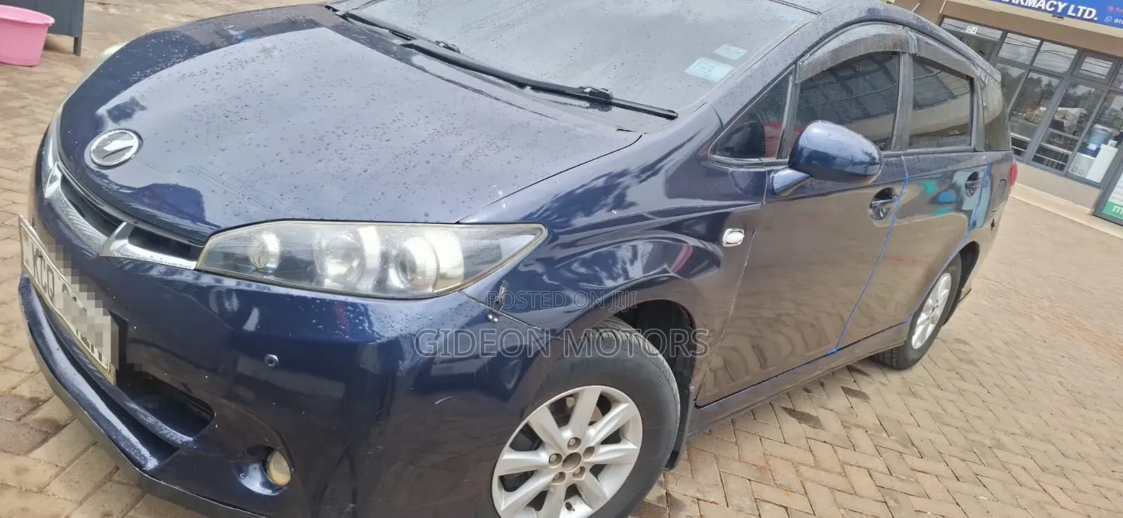 Toyota Wish 2011 Blue