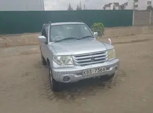 Mitsubishi Pajero 2000i IO 2005 Silver