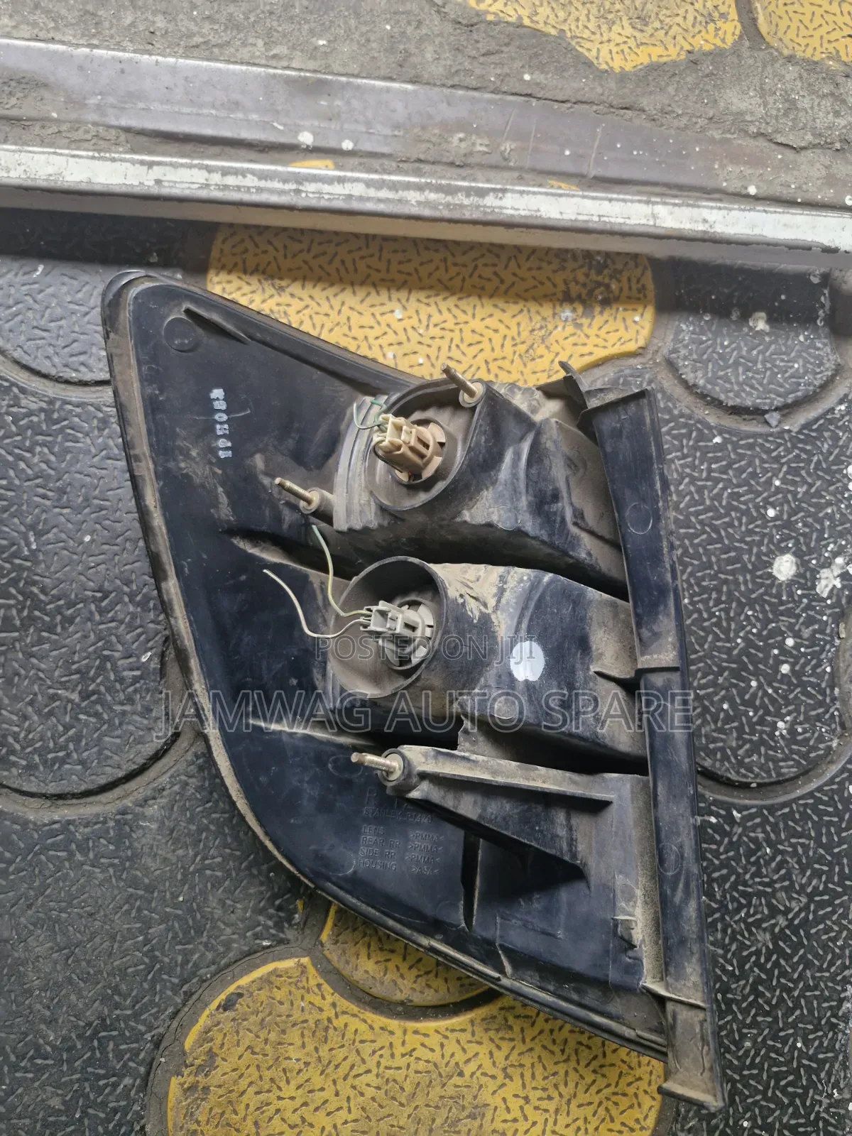 Toyota Voltz Taillight