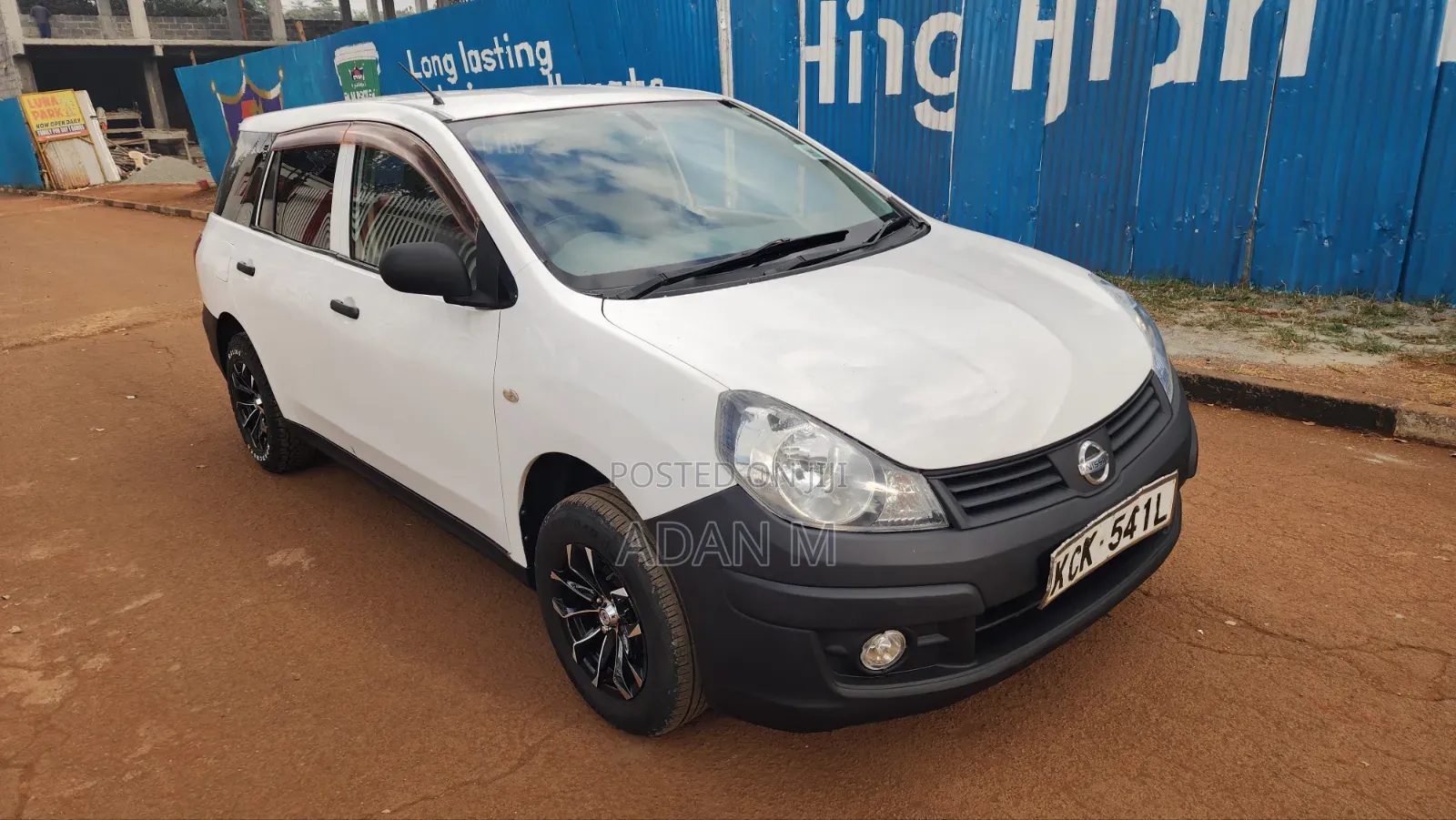 Nissan Advan 2010 White