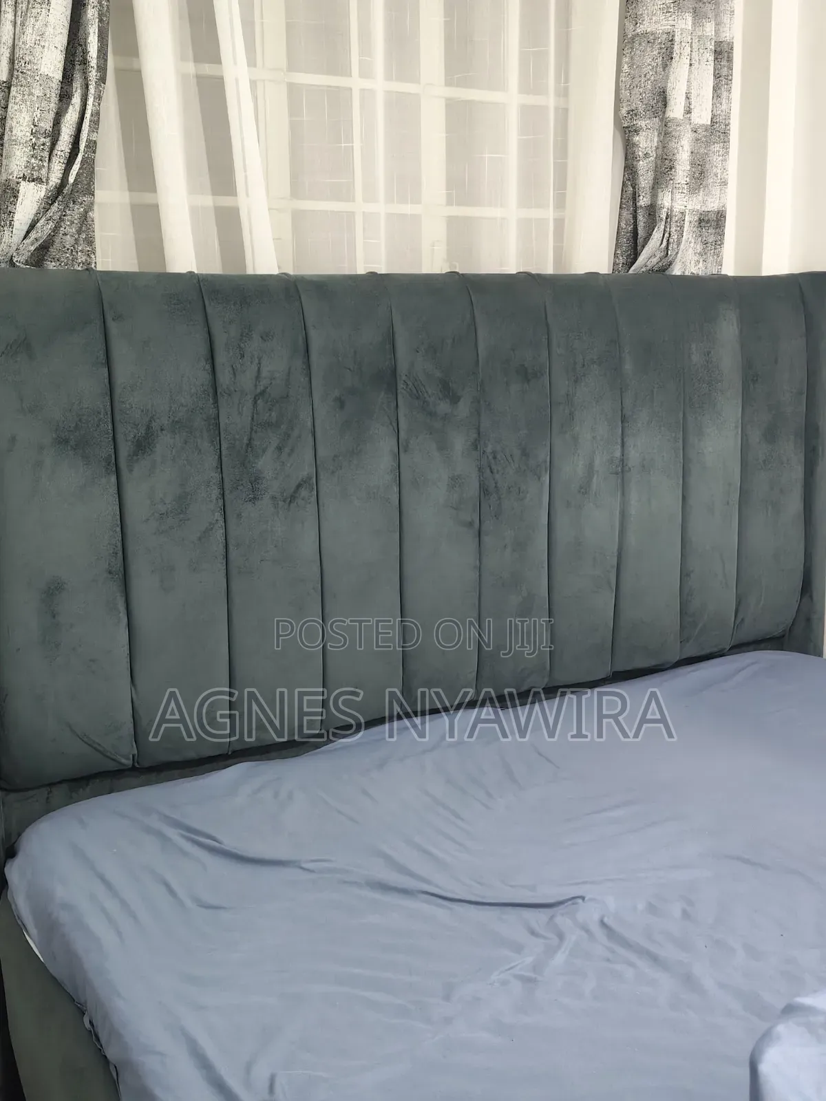 Chester Bed