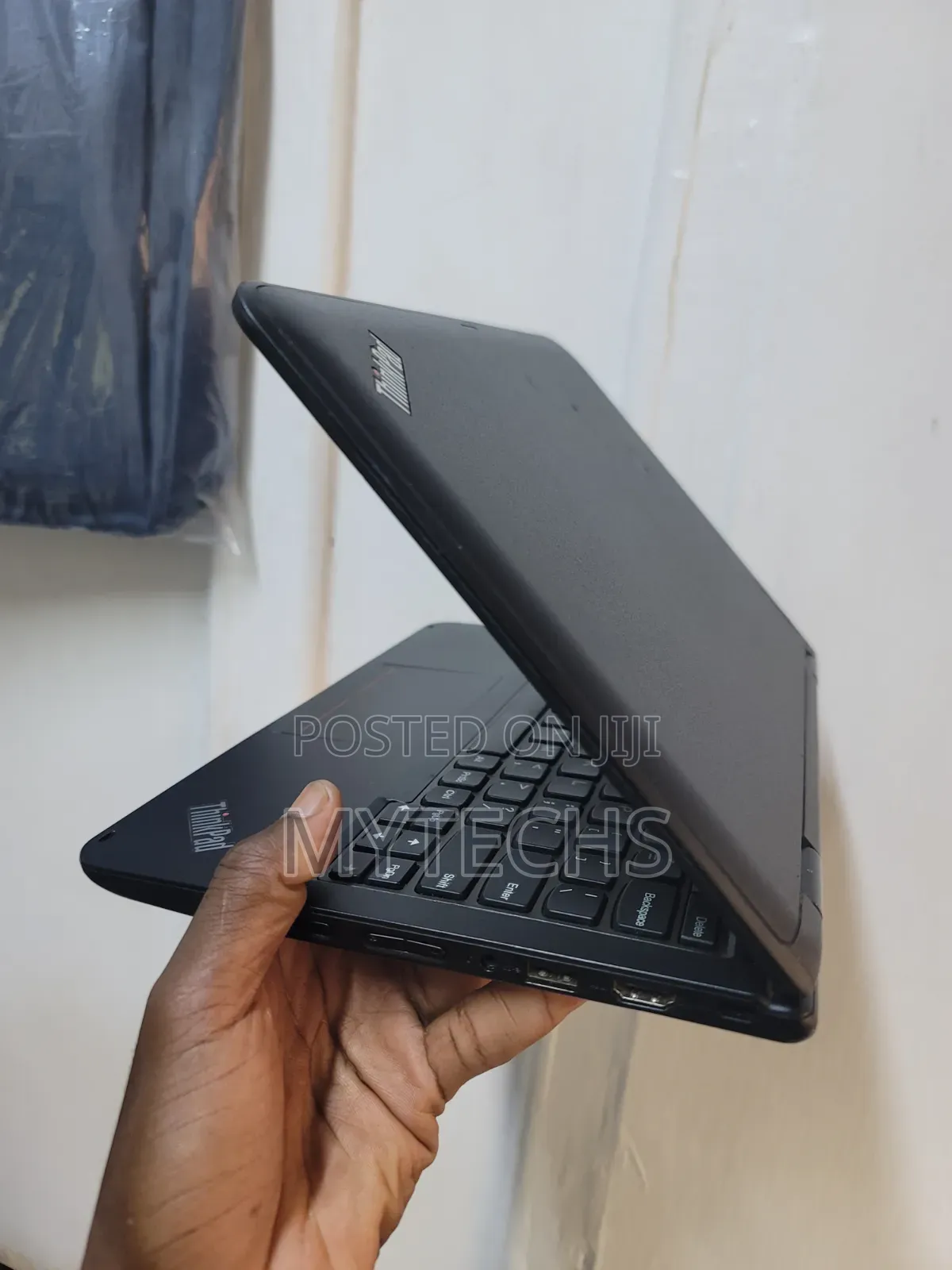 Laptop Lenovo ThinkPad 11e 4GB Intel Celeron SSD 128GB