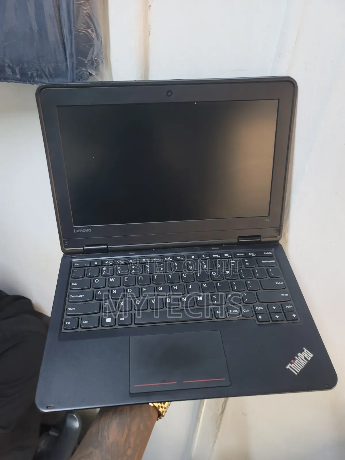 Laptop Lenovo ThinkPad 11e 4GB Intel Celeron SSD 128GB