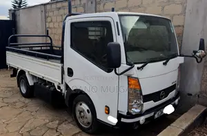 Nissan Atlas 2019 White